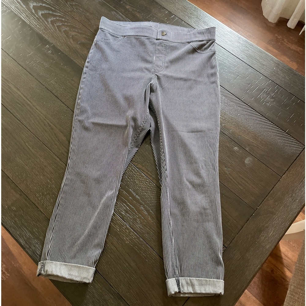Utopia 1X striped cropped jogger capris